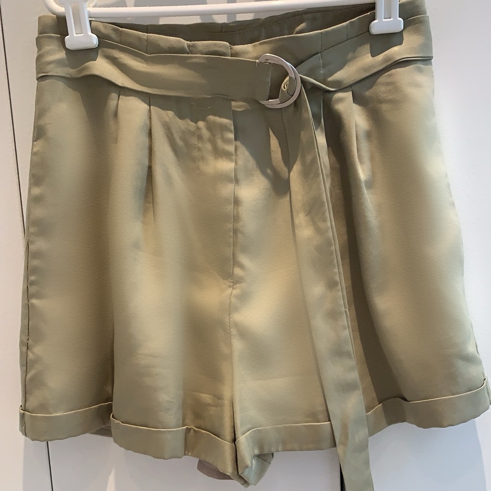 Olive Paperbag Shorts- Reset by Jane Never Worn!
